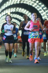 BIB: 44005, 40236, 437
                            <button type="button" onclick="openModal(20391690)" class="btn btn-primary btn-sm float-right btn-popup" data-toggle="modal" data-target=".modal-high-quality">
                        <i class="fas fa-shopping-cart"></i> Add to Cart
                    </button>
                                            <button type="button" onclick="isThisMe(20391690, true)" class="btn btn-success btn-sm float-right btn-popup btn-isme hidden" data-toggle="tooltip" data-placement="bottom" title="นี่คือรูปของคุณใช่ไหม คลิกที่นี่เพื่อเอาเข้าอัลบั้ม">
                        <i class="fas fa-plus"></i> Add to album
                    </button>
                    <button type="button" onclick="isThisMe(20391690, false)" class="btn btn-warning btn-sm float-right btn-popup btn-isnotme hidden">
                        <i class="fas fa-ban"></i> Remove from album
                    </button>
